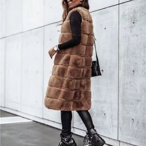 Women Long Faux Fur Fur Vests Coat Overcoat Sleeveless Light Weight